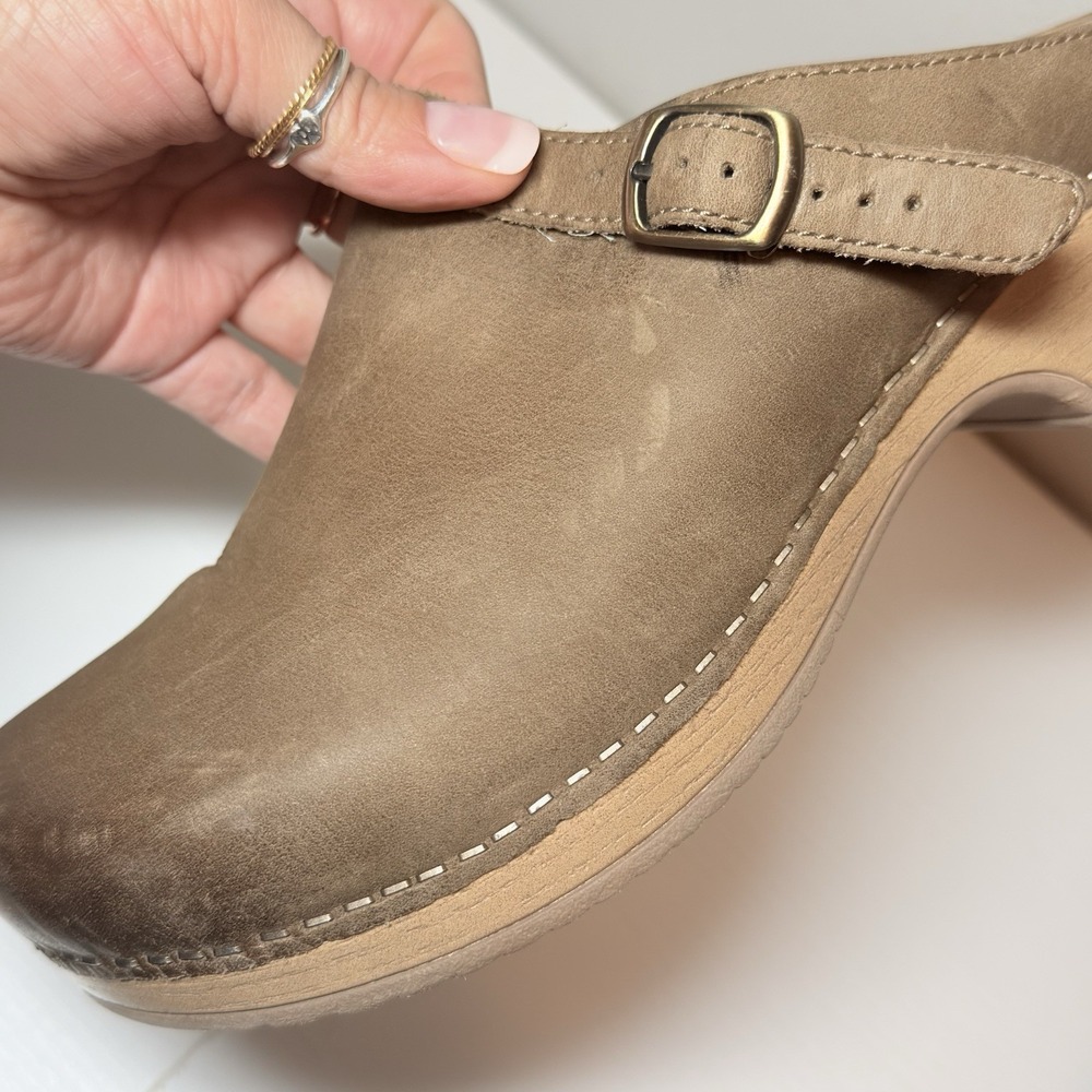 Dansko Berry Mushroom Burnished Nubuck Leather Convertible Clog Mule Sz 38 US 8 - Picture 8 of 11